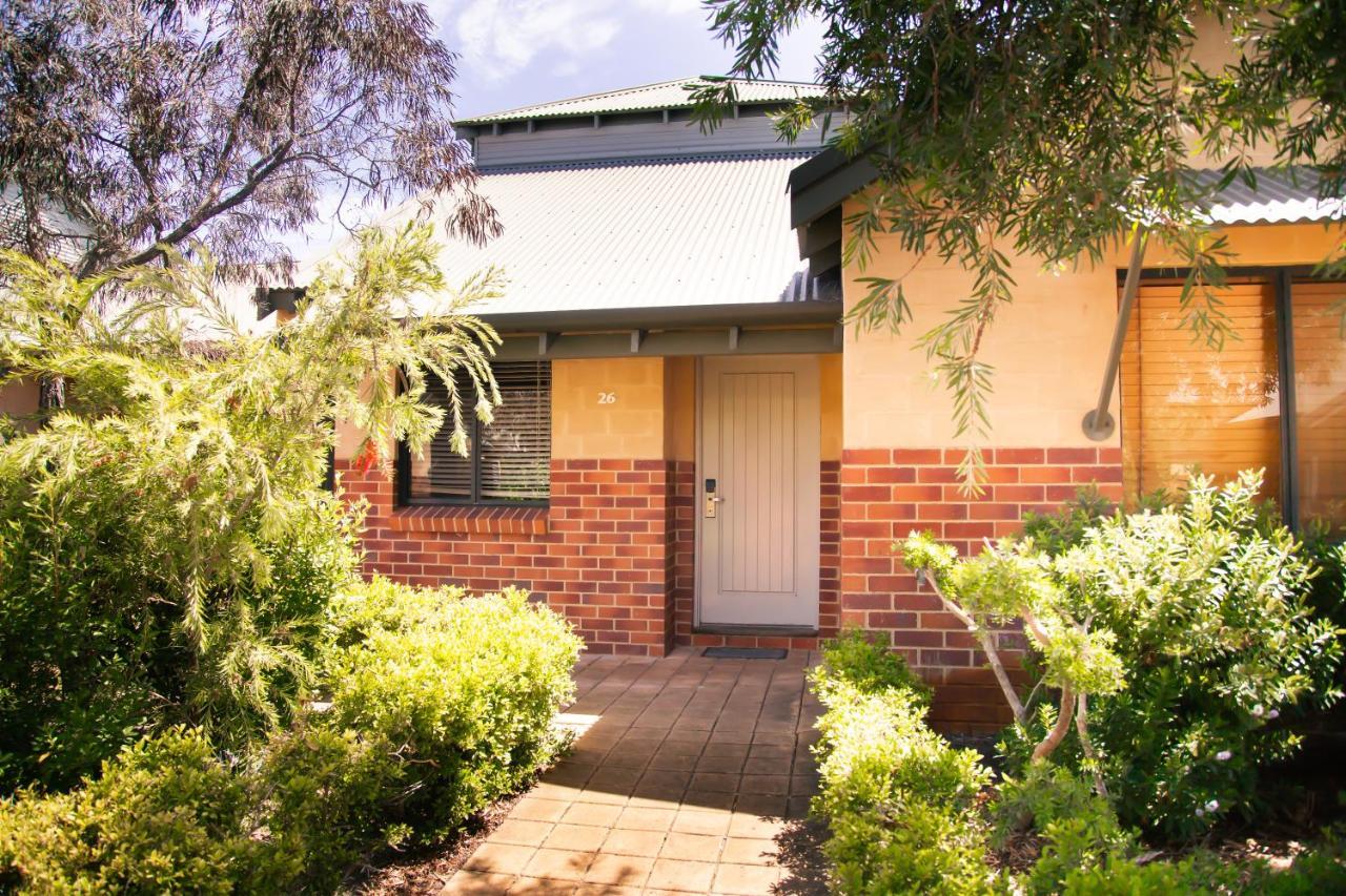 Presidential Bungalow Busselton Exterior photo